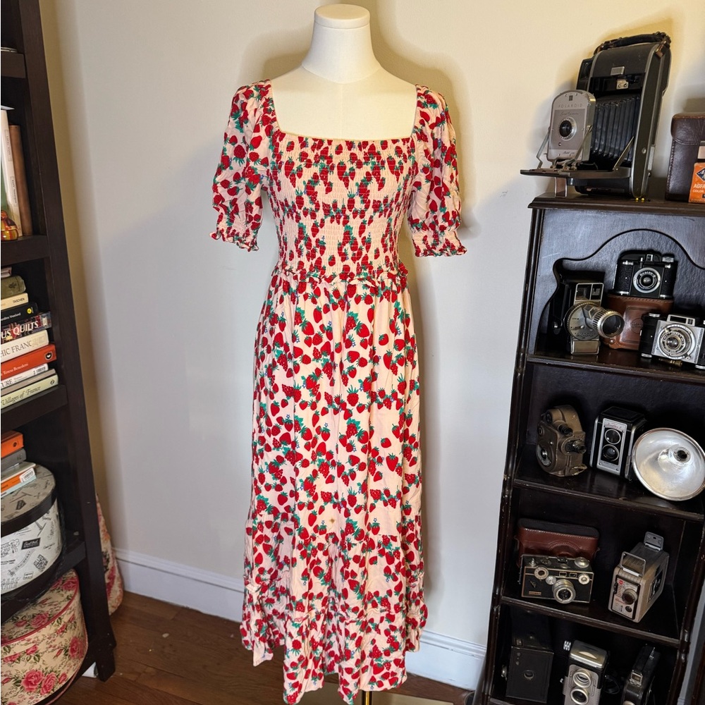 Betsy Johnson  strawberry Women's Dress